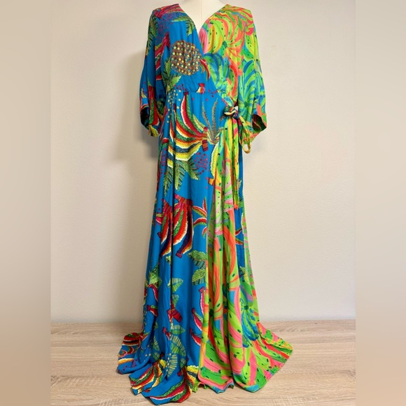 FARM Rio Dresses & Skirts - Farm Rio Tahiti Wrap Maxi Dress Women’s Sz M multicolor tropical rainforest